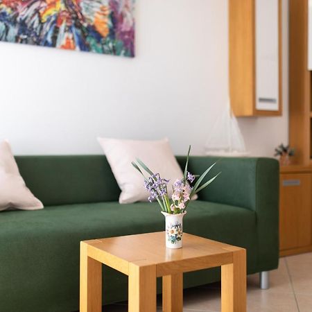 Apartment Julijana Đảo Krk Ngoại thất bức ảnh