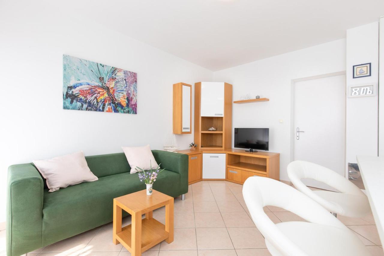 Apartment Julijana Đảo Krk Ngoại thất bức ảnh